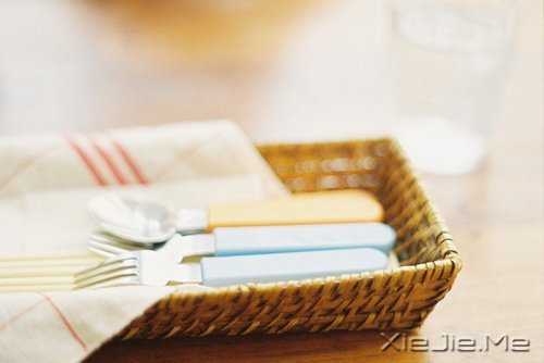 早安心语:在乎的太多,对自己也是种折磨 (2)