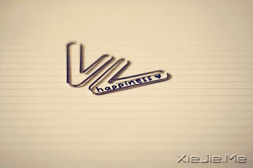 别总把悲伤挂在嘴上,每个人都有自己的故事